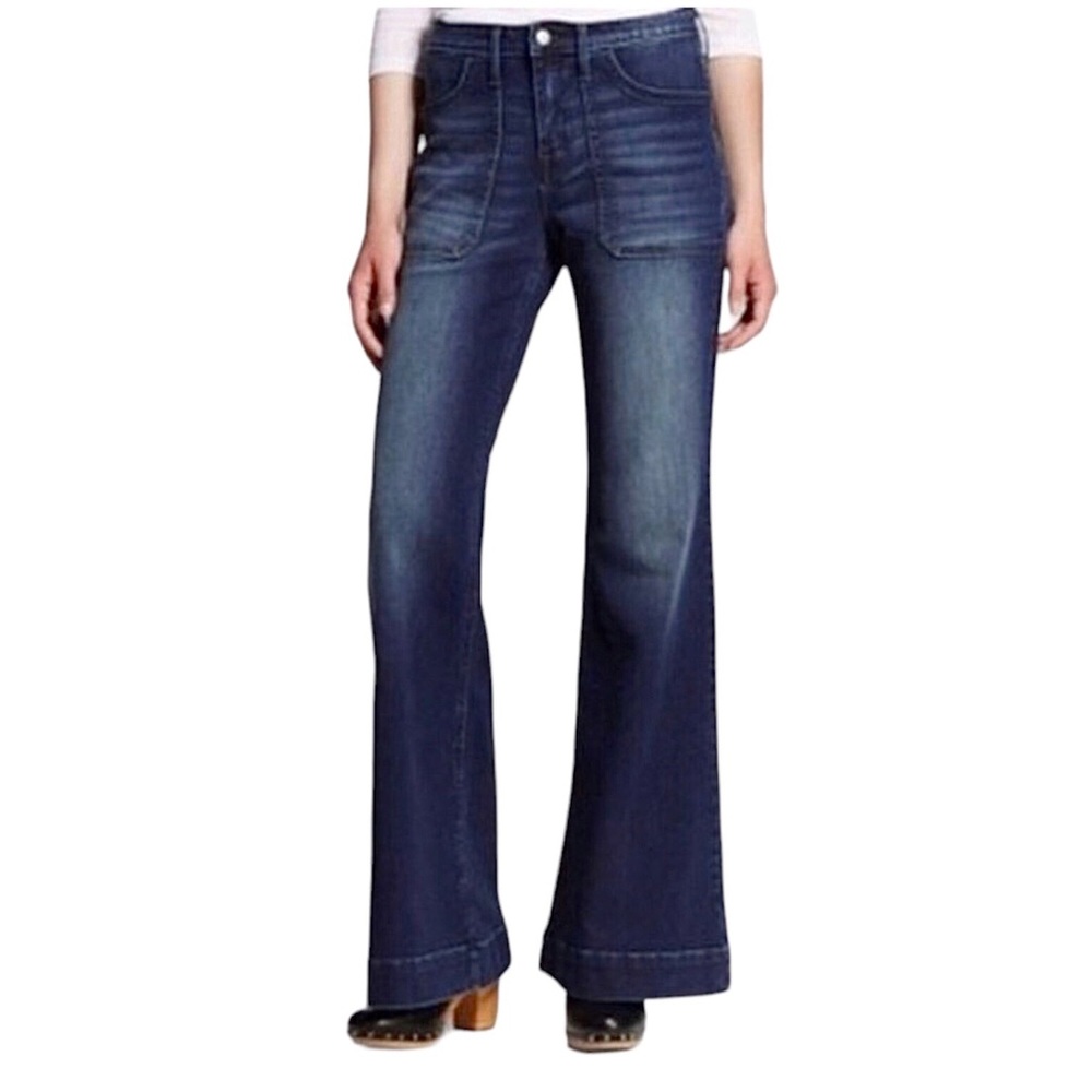 Mossimo, high waisted, wide, leg denim. Super stretch. Dark blue wash.8/29. NWT